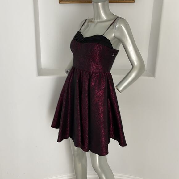 Mise En Scène By Ruffian Fall 2009 Jacquard Red/Black Floral Dress Size 4 - Picture 2 of 12